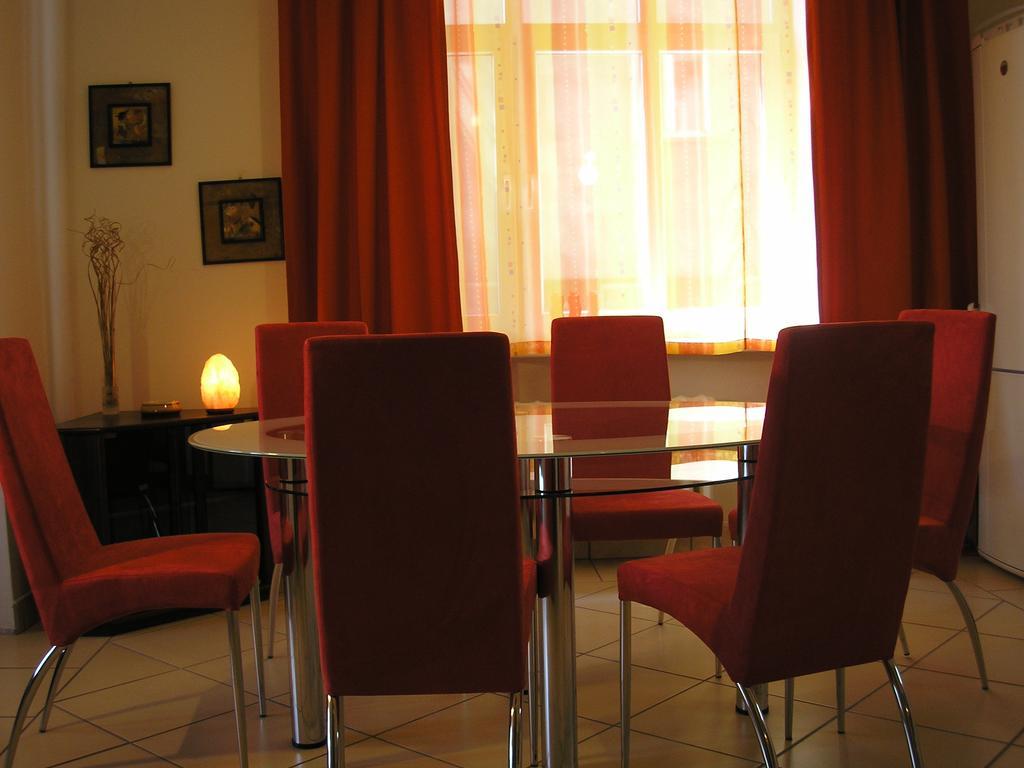 Apartment Riverside - River View Bratislava Room photo