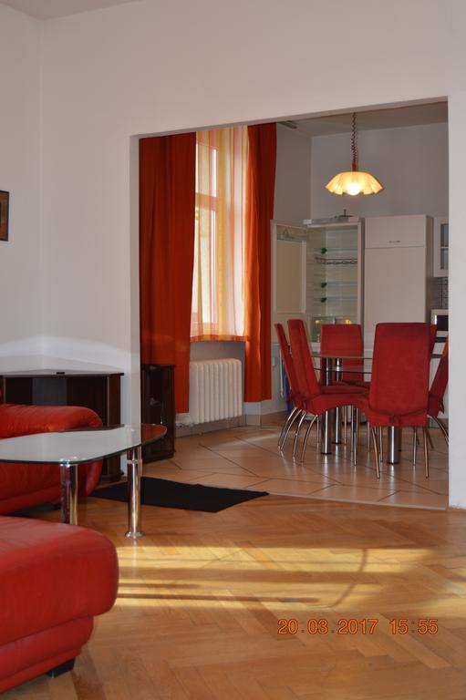 Apartment Riverside - River View Bratislava Exterior photo